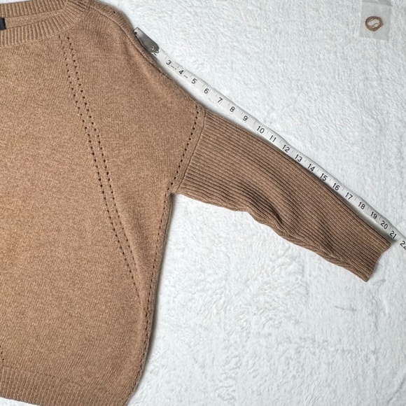 Lord & Taylor 100% Cashmere Sweater Relaxed Fit Caramel/Camel Tan Women's XS/S - Picture 13 of 13